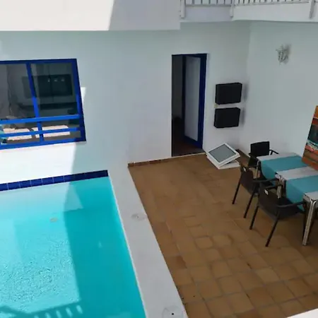Papagayo Con Piscina Privada Tatil Evi Playa Blanca